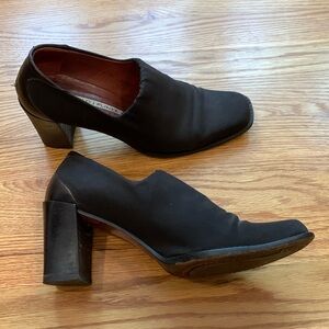 Donald Pliner brown pumps 6 1/2